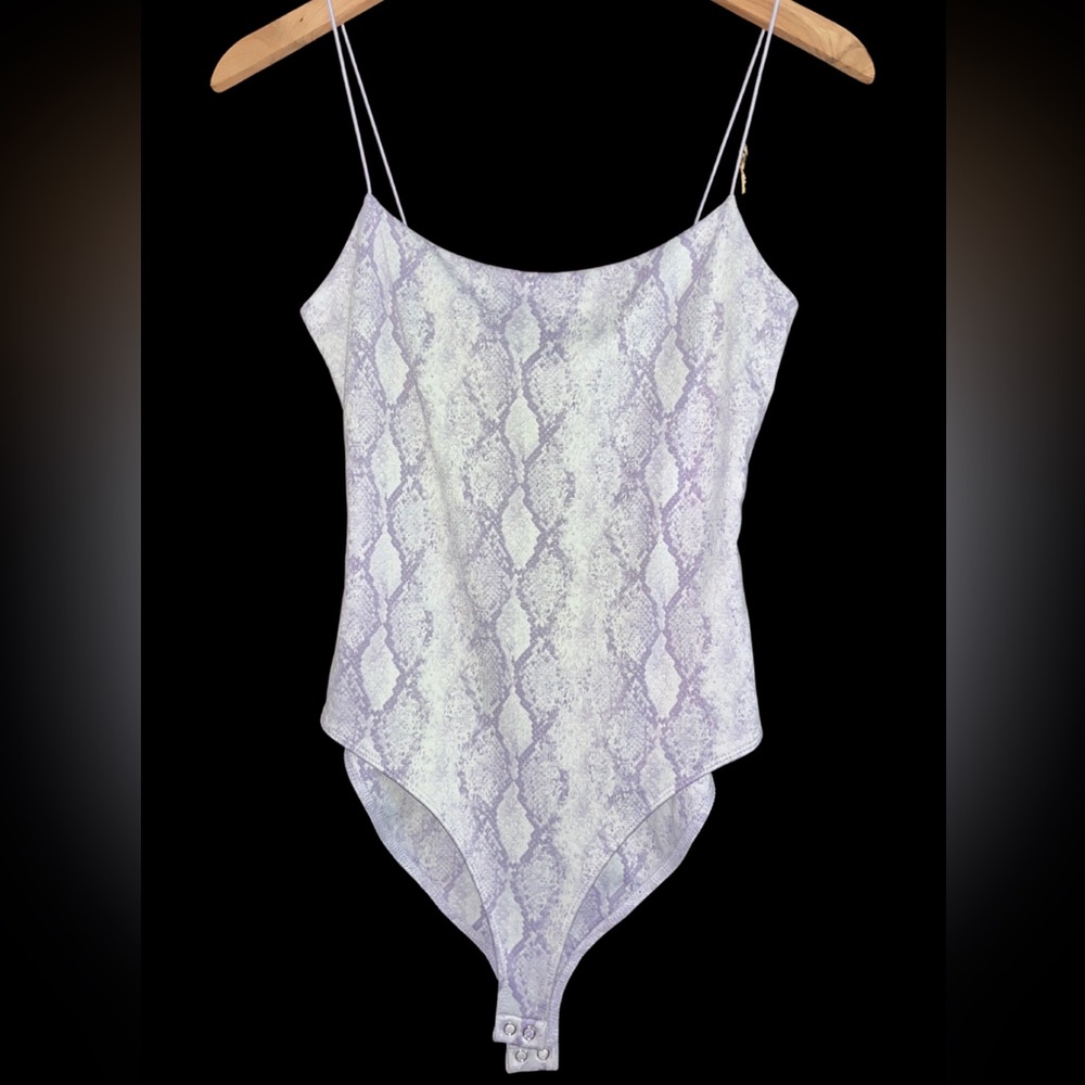 F21 Pastel Purple animal print Bodysuit size Large